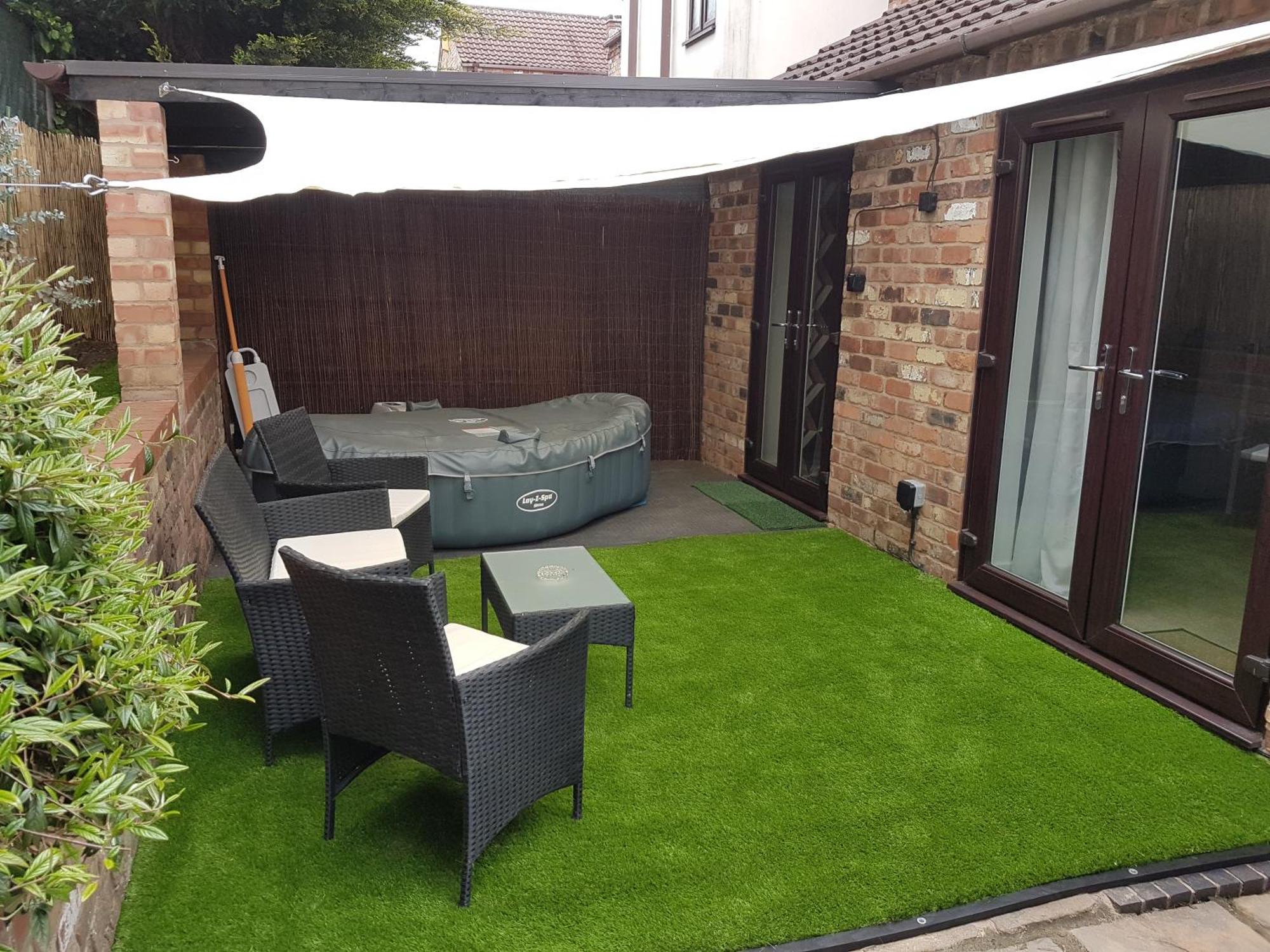 1, The Mews Villa Derby Exterior foto